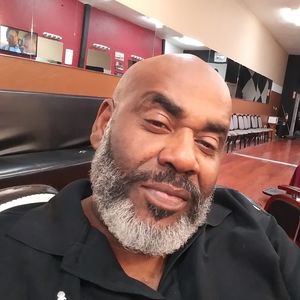 Meet your Posher, Theron